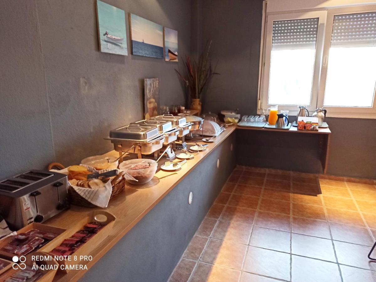 Ydna Family Hotel Apartments Possidi Ngoại thất bức ảnh