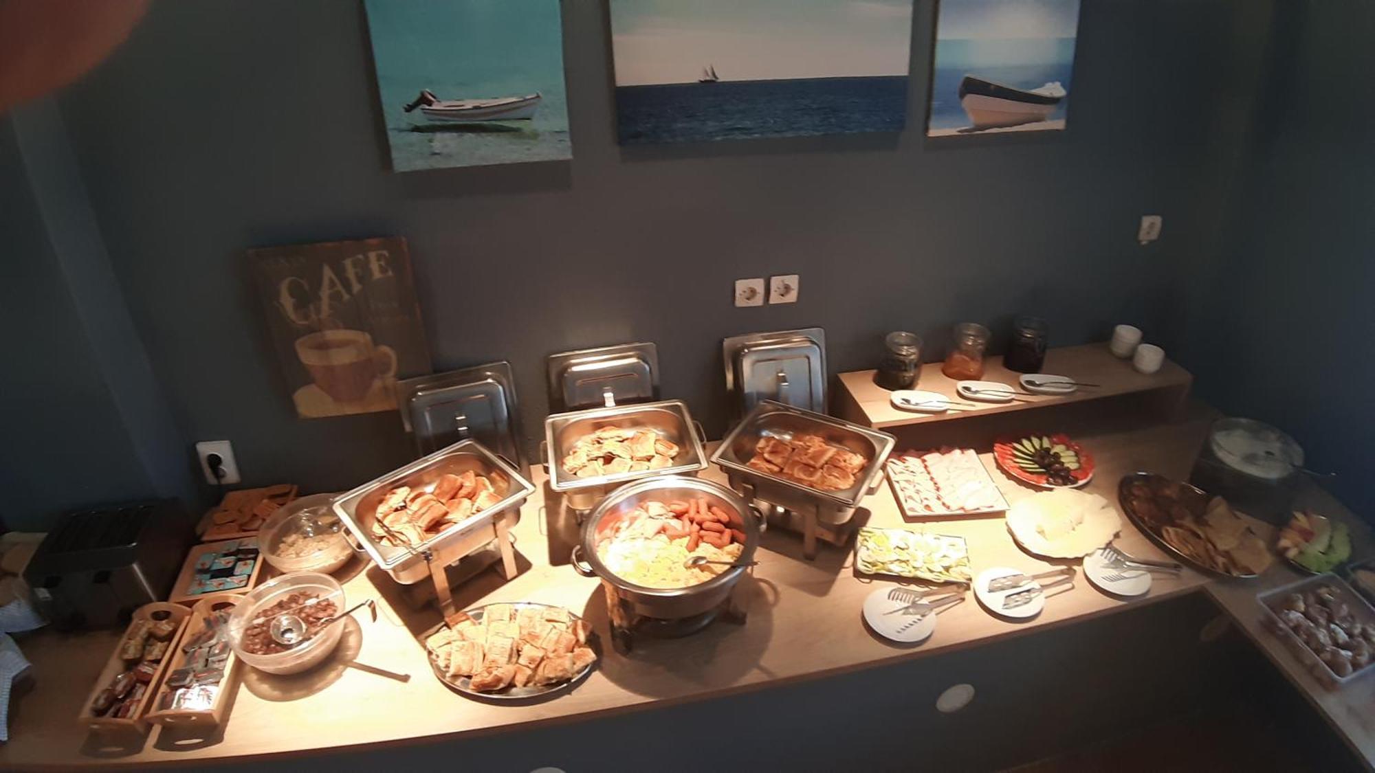 Ydna Family Hotel Apartments Possidi Ngoại thất bức ảnh